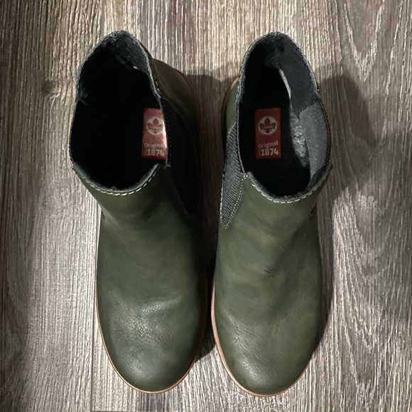 Women’s Rieker Boots - Picture 4 of 4